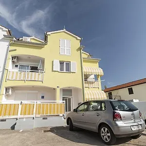 Ivana,mali Maj Apartment Poreč