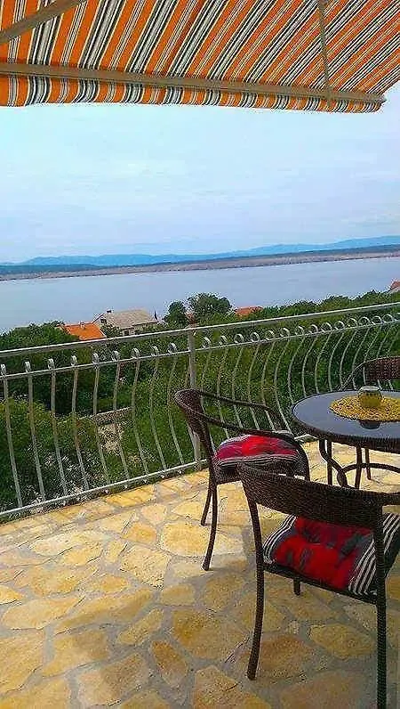 Apartments Tommi Dramalj